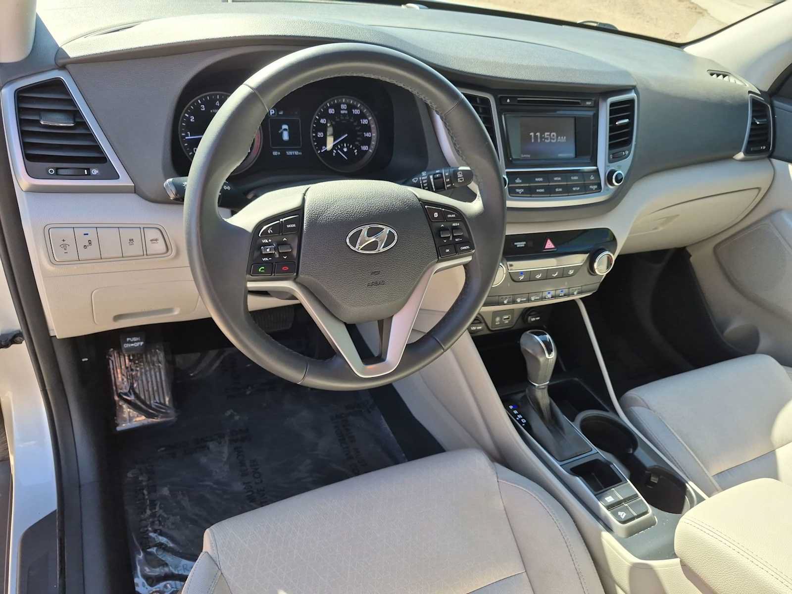 Used 2017 Hyundai Tucson Sport FWD image 10