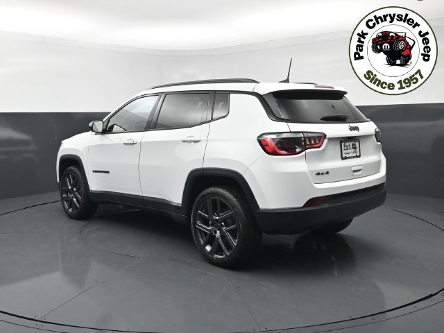 New 2026 Jeep Compass Latitude AWD/4WD image 4