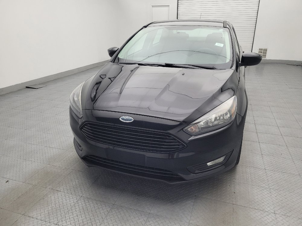 Used 2018 Ford Focus SE w/ SE Appearance Package FWD image 15