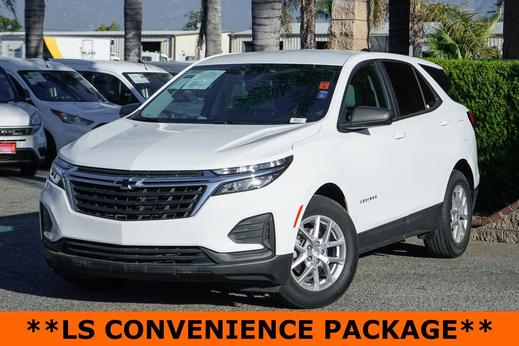 Used 2022 Chevrolet Equinox LS w/ LS Convenience Package FWD image 4