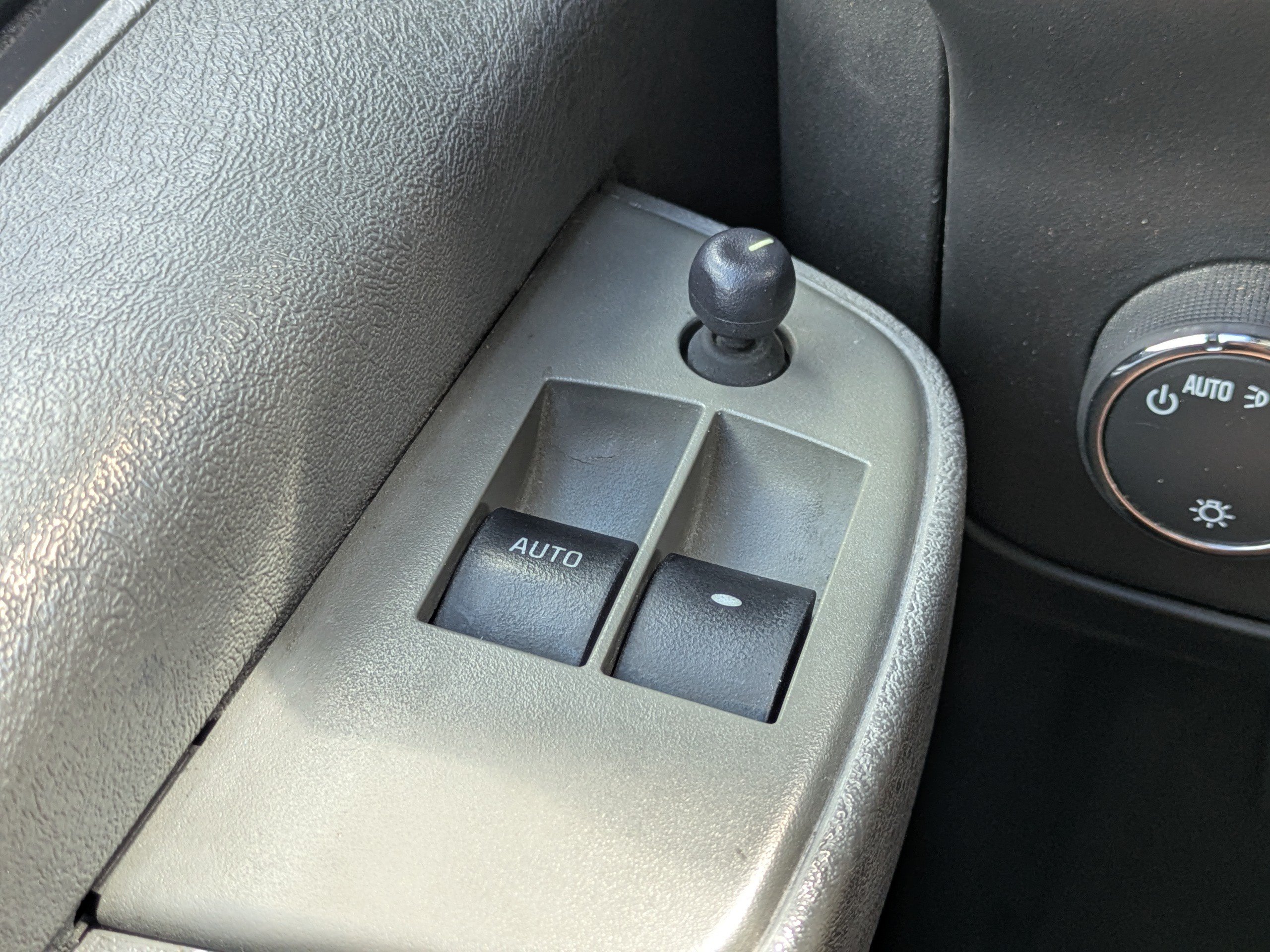 Used 2016 Chevrolet Express 2500 RWD image 24