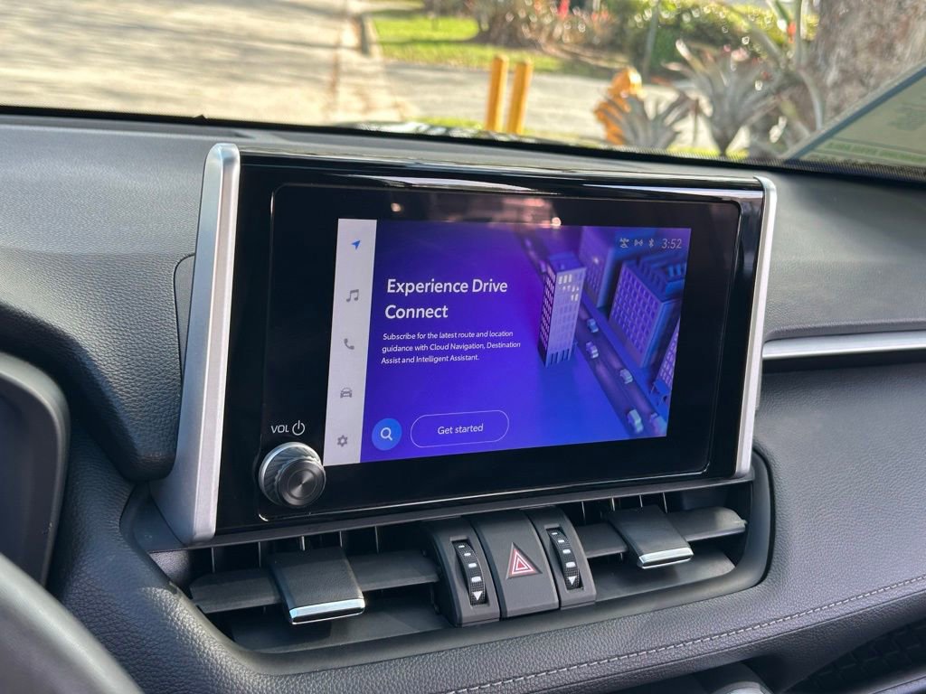 Used 2023 Toyota RAV4 XLE Premium image 22