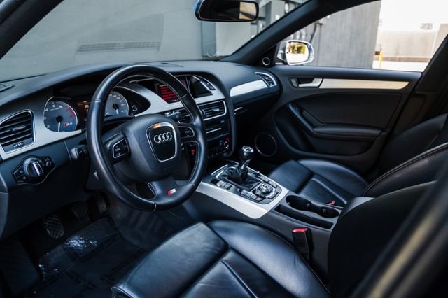 Used 2010 Audi S4 Premium Plus image 2