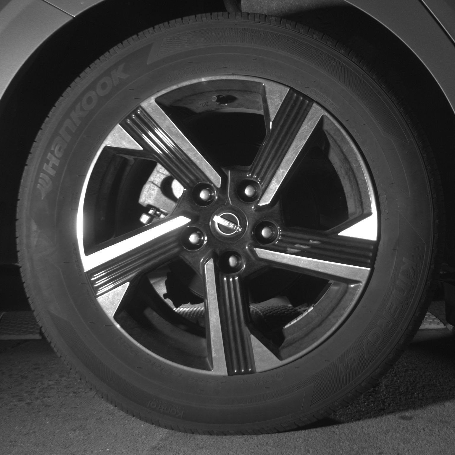 Used 2025 Nissan Sentra SV FWD image 18