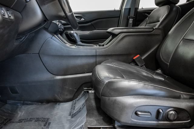 Used 2019 GMC Acadia SLT FWD image 11