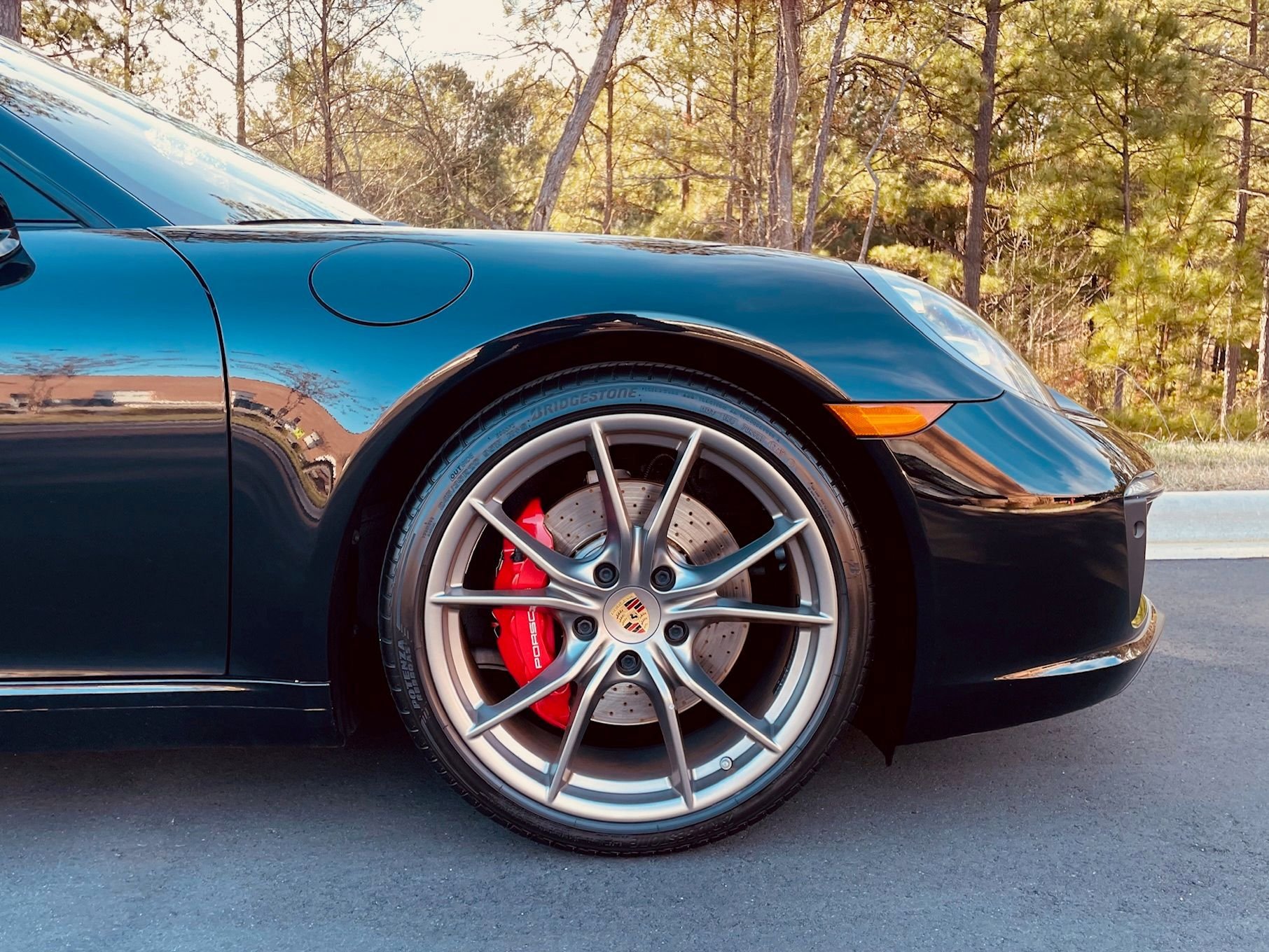 Used 2019 Porsche 911 Carrera S image 11
