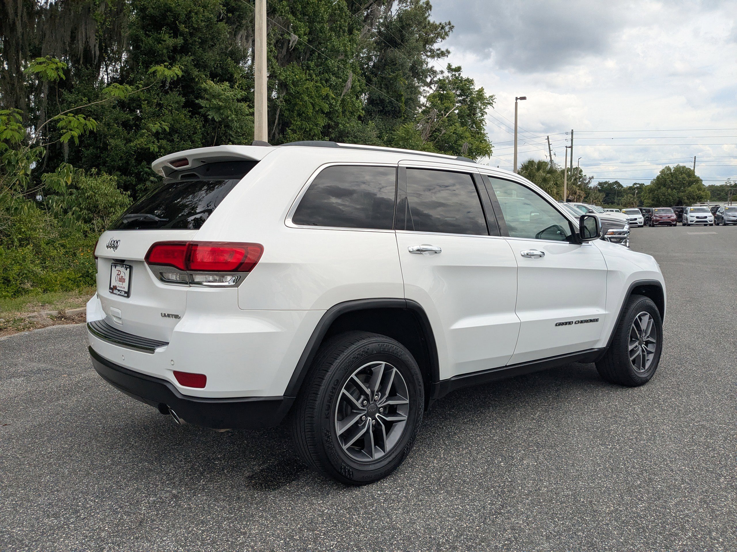 Certified 2020 Jeep Grand Cherokee Limited image 3