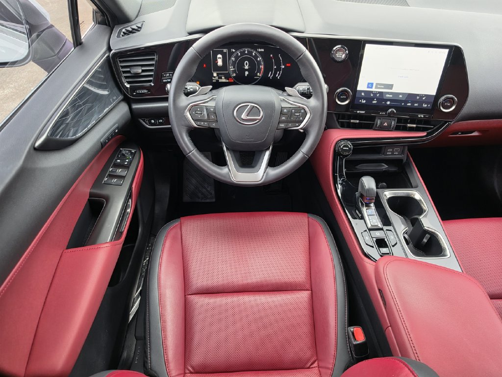 Used 2024 Lexus NX 250 FWD image 13