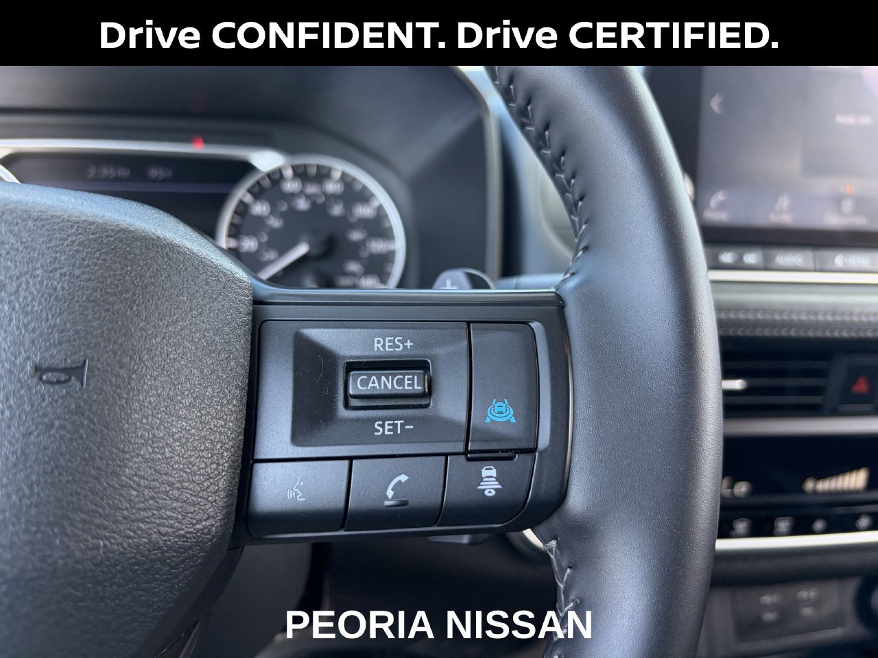 Certified 2025 Nissan Rogue SV FWD image 34