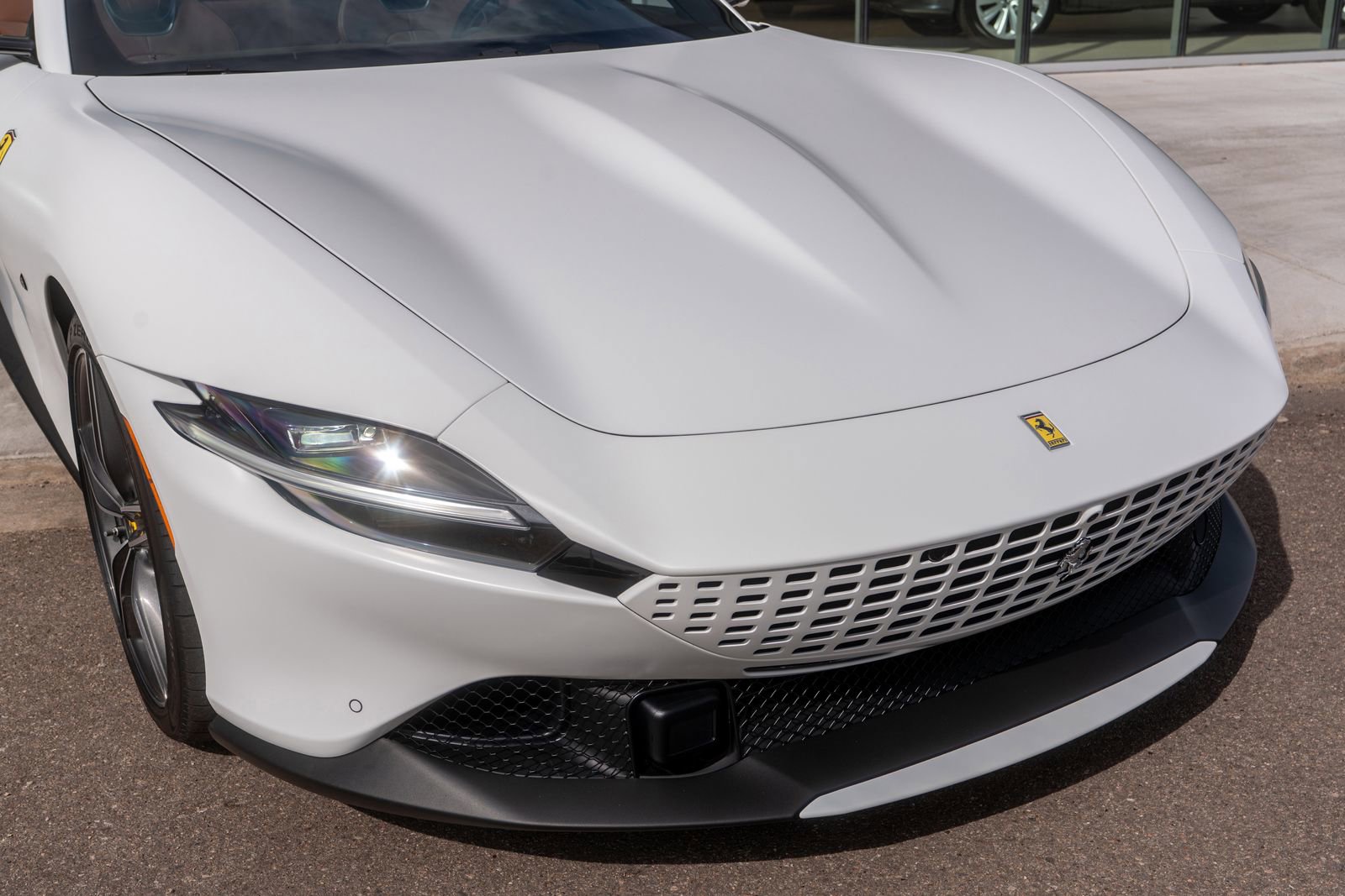 Used 2024 Ferrari Roma Spider image 2