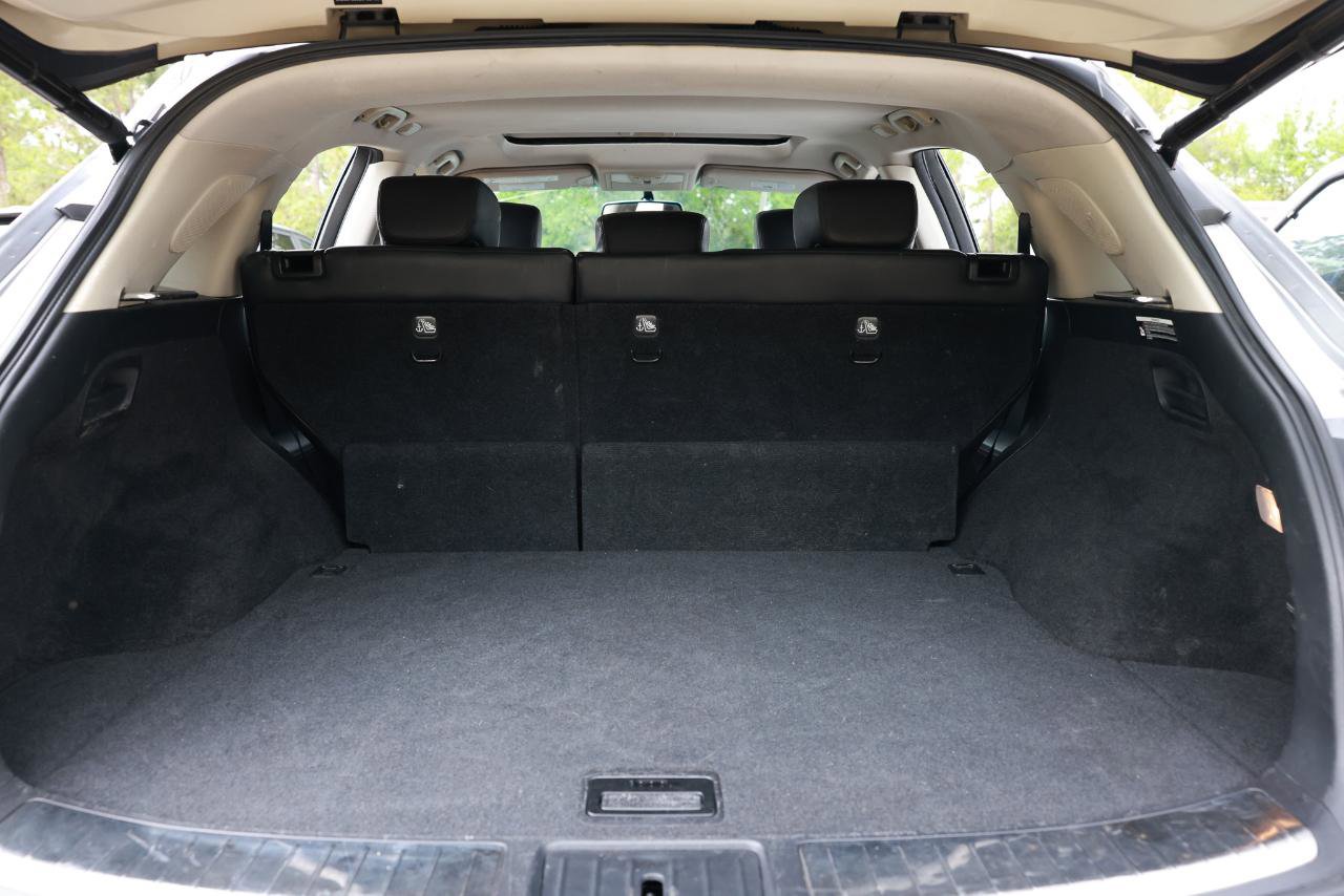 Used 2014 INFINITI QX70 image 24