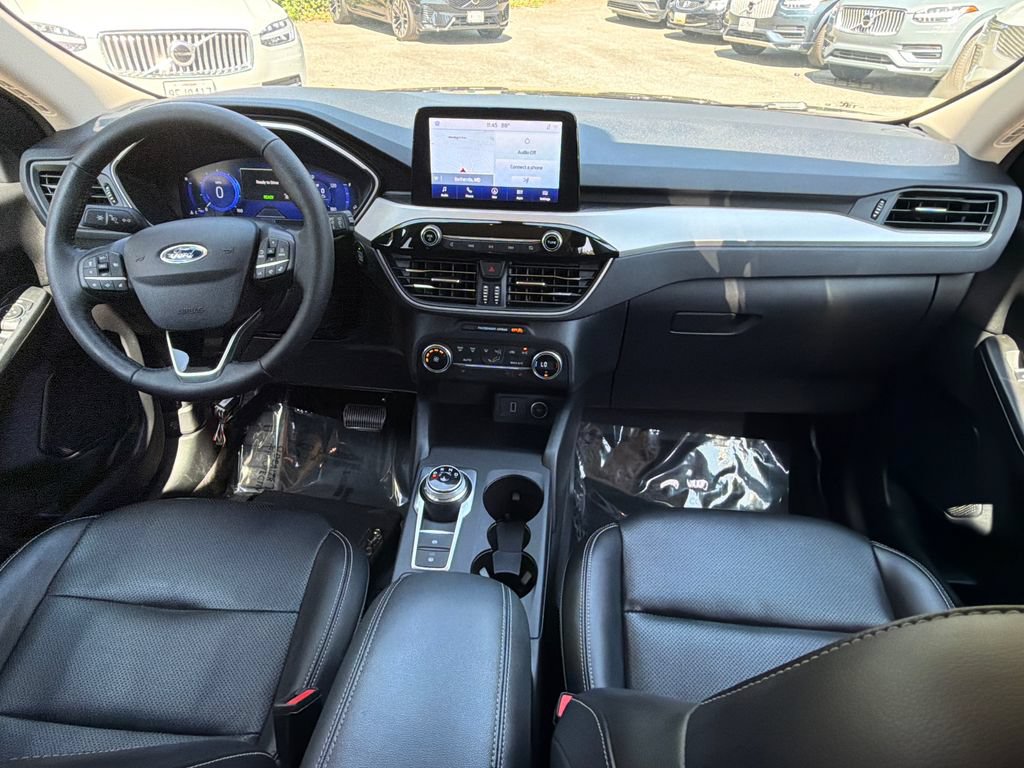 Used 2020 Ford Escape SE Sport FWD image 12