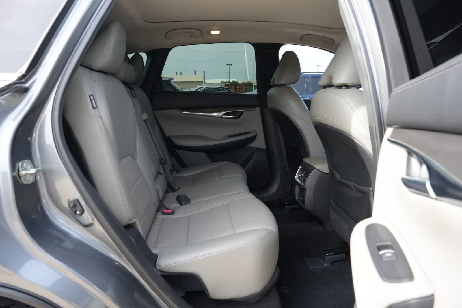 Certified 2023 INFINITI QX50 Luxe FWD image 19