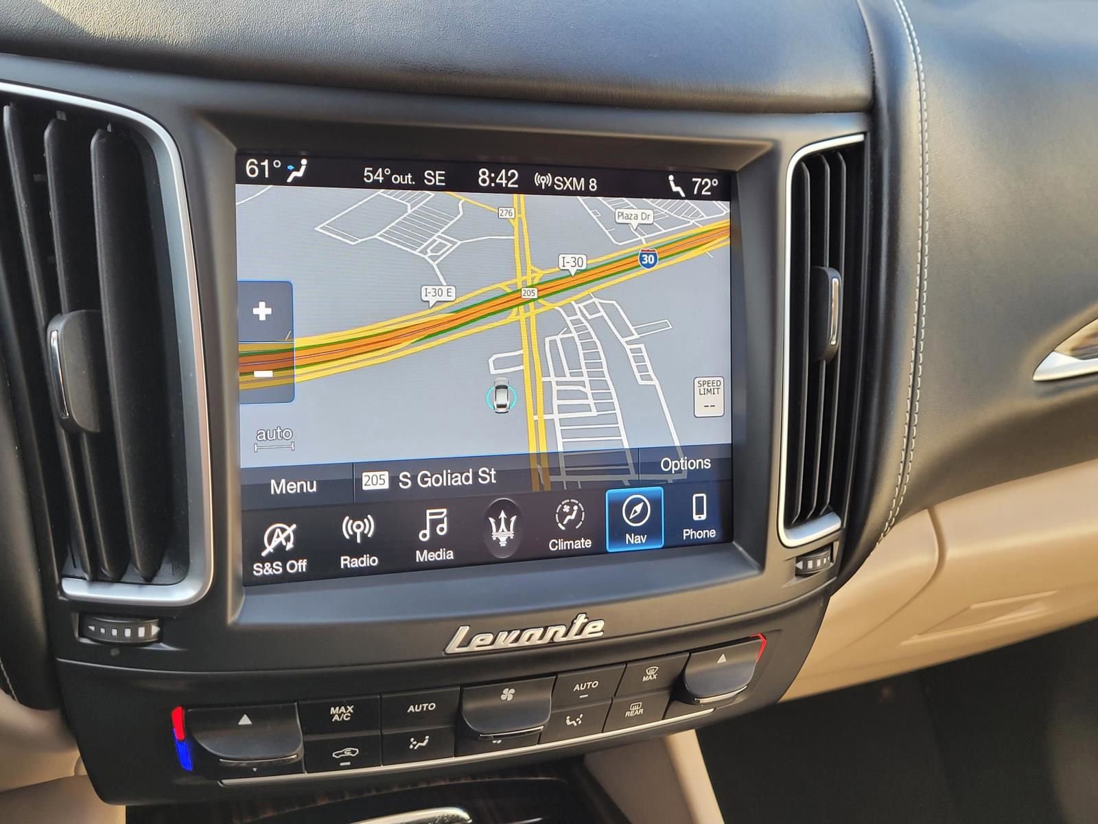 Used 2019 Maserati Levante GranLusso image 28