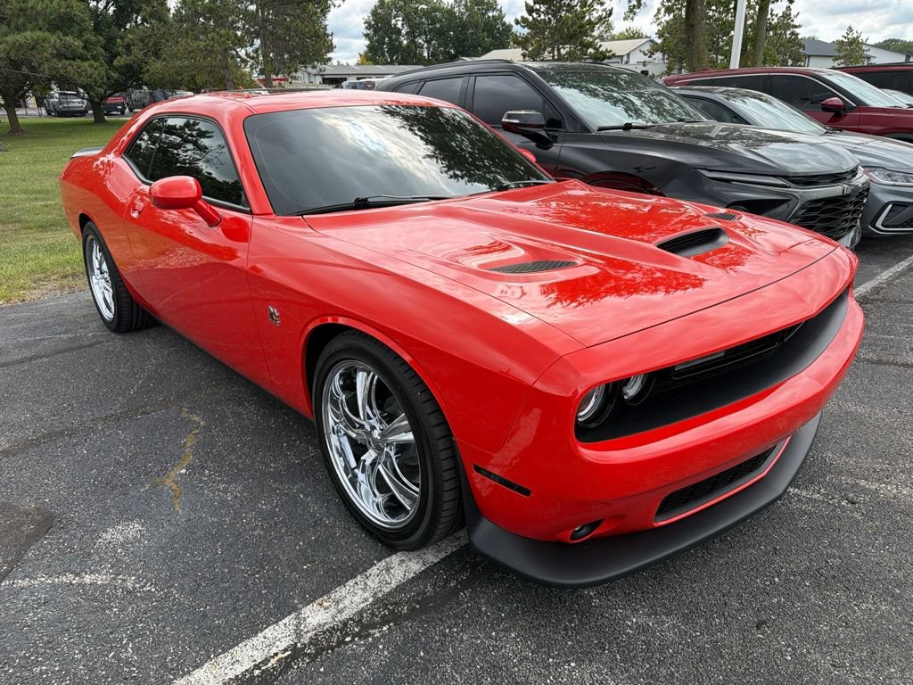 Used 2022 Dodge Challenger R/T Scat Pack w/ Plus Package RWD image 8