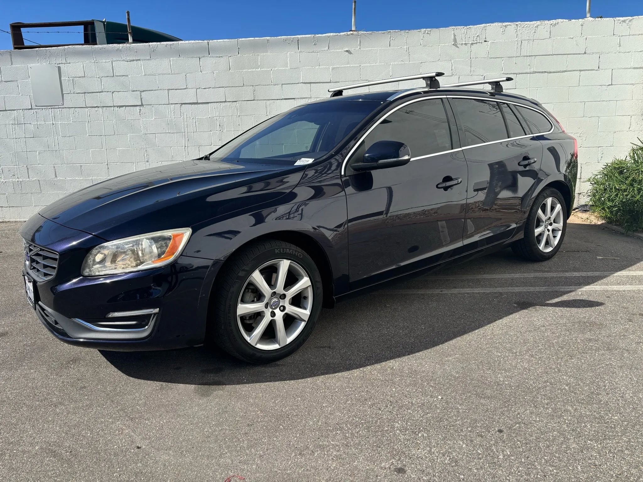 Used 2017 Volvo V60 T5 Premier w/ Convenience Package