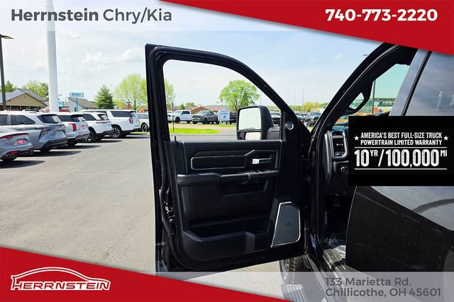 New 2026 RAM 2500 Laramie AWD/4WD image 14