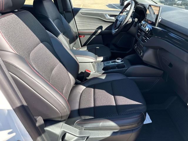 New 2026 Ford Escape ST-Line FWD image 17