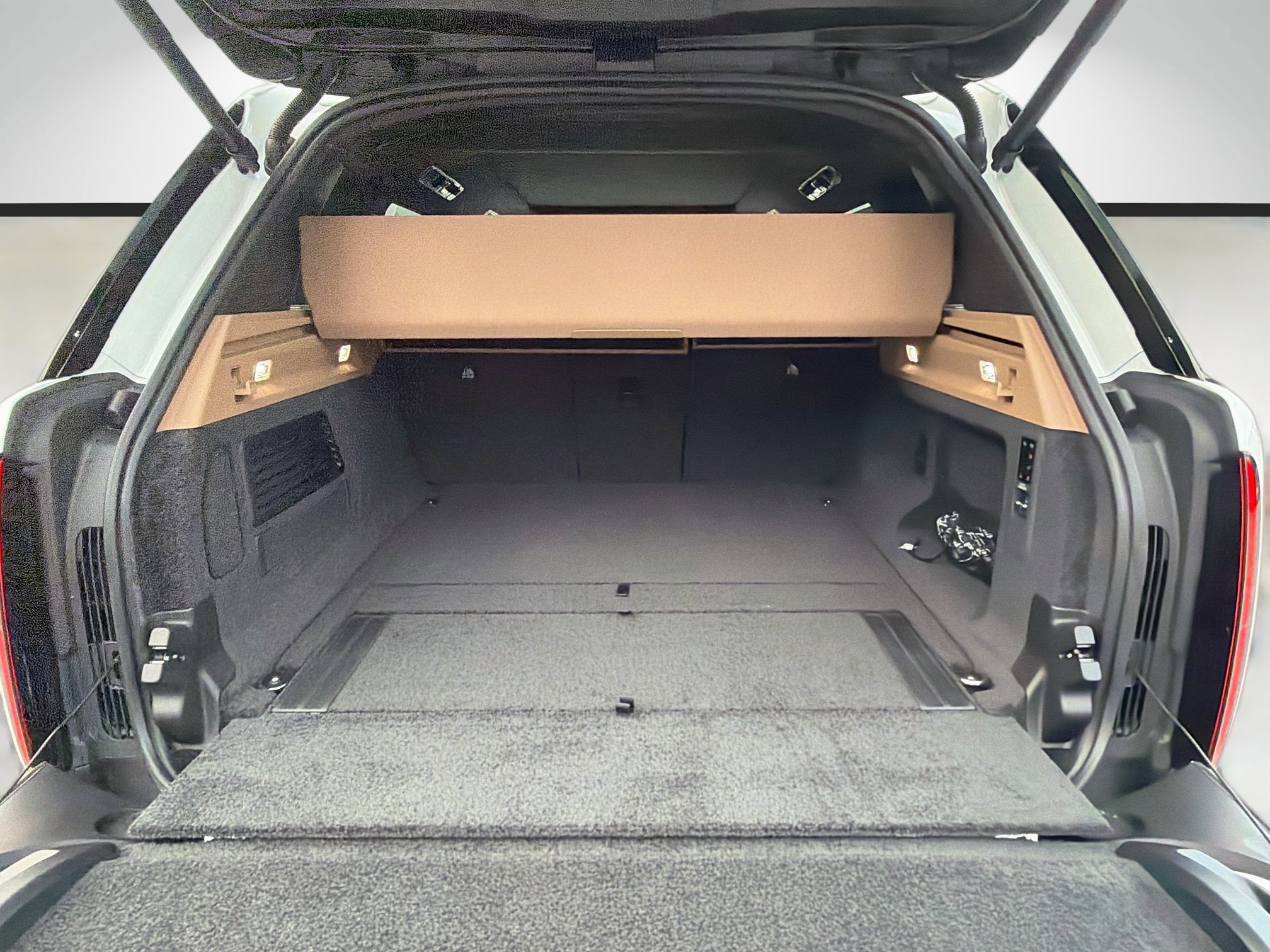 New 2027 Land Rover Range Rover SE AWD/4WD image 11