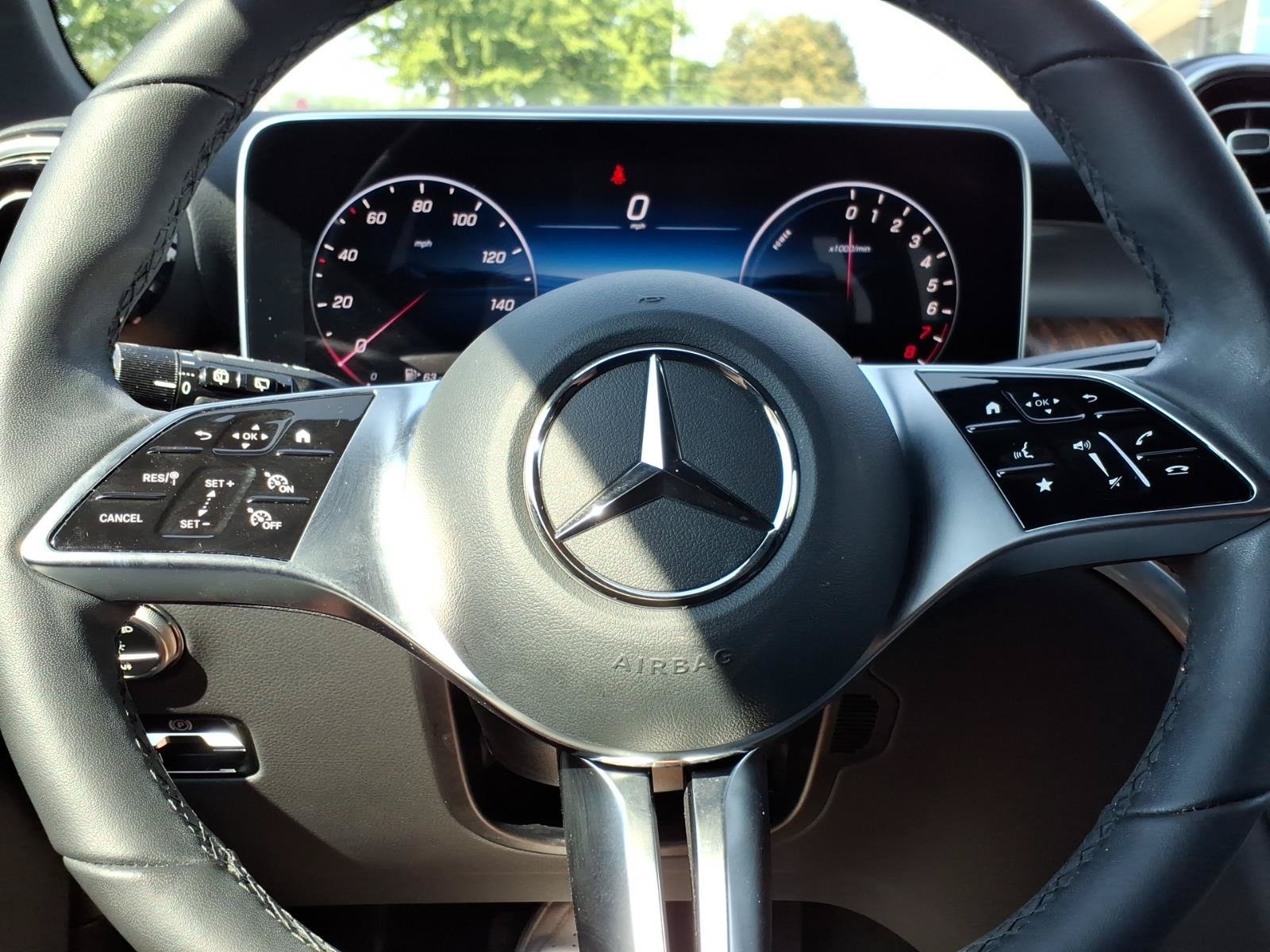 Certified 2025 Mercedes-Benz GLC 350e 4MATIC image 21
