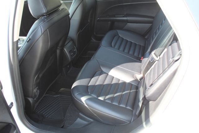 Used 2020 Ford Fusion SEL FWD image 13