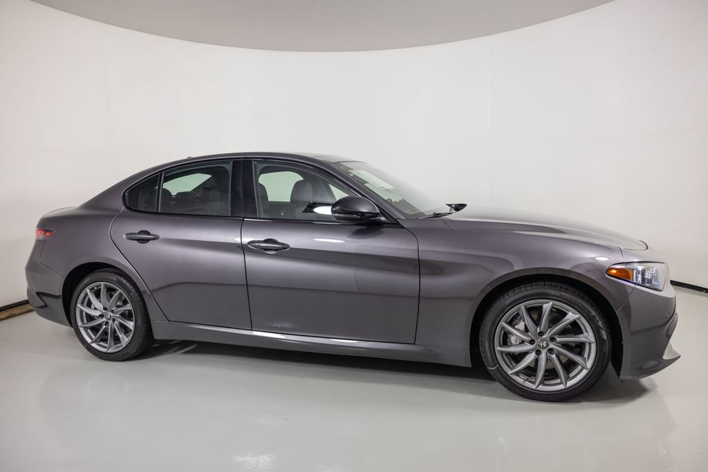 New 2026 Alfa Romeo Giulia AWD image 2
