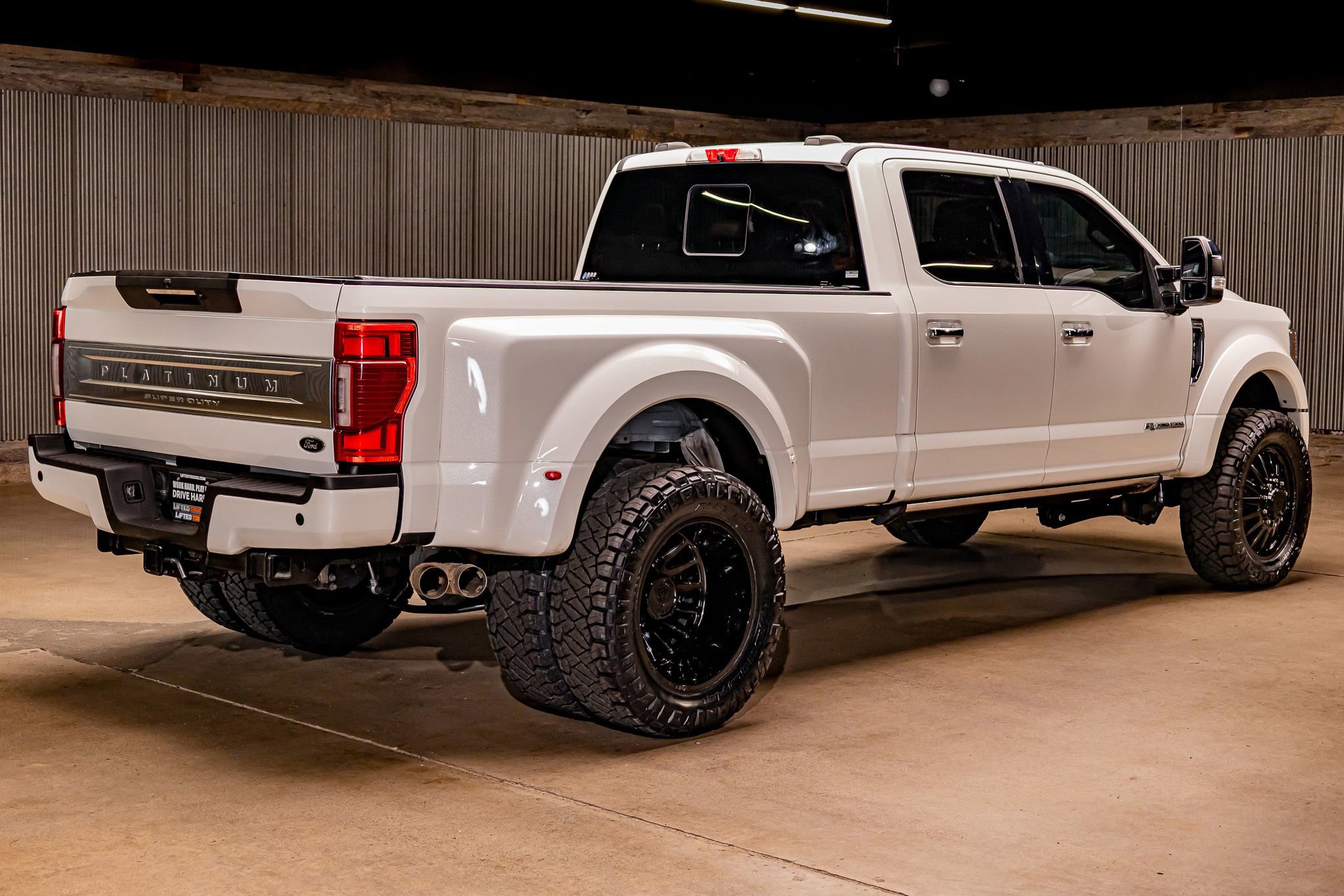 Used 2020 Ford F450 Platinum w/ FX4 Off-Road Package image 10