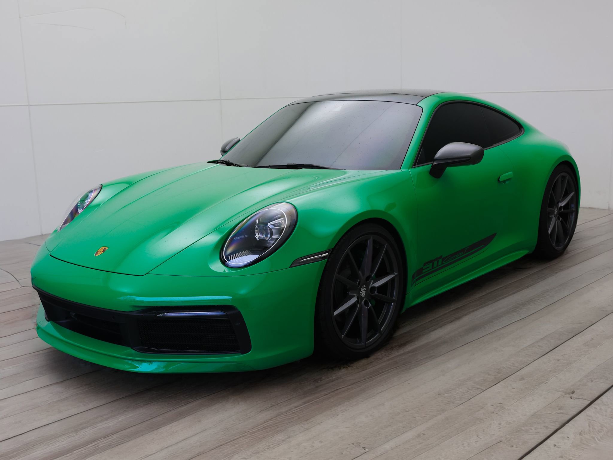 Used 2023 Porsche 911 Carrera T image 4