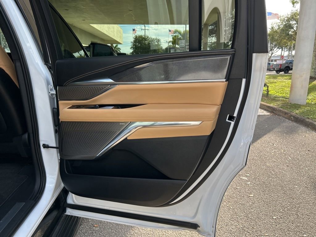 Used 2025 Cadillac Escalade IQ Sport 2 image 39