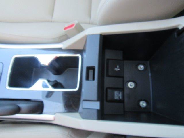 Used 2017 Honda Accord Touring image 32