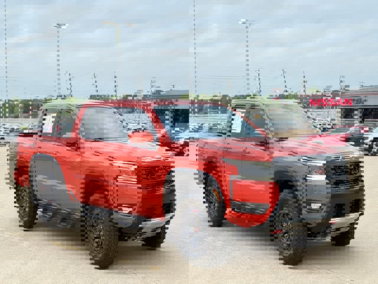 Certified 2025 Nissan Frontier PRO-4X image 5