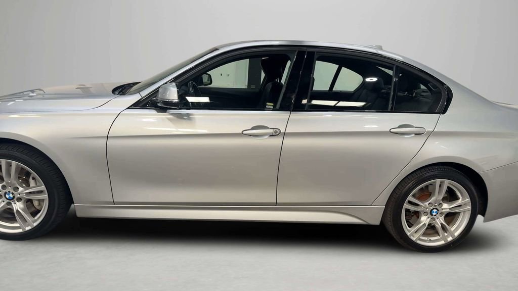 Used 2015 BMW 335i xDrive Sedan AWD/4WD image 35