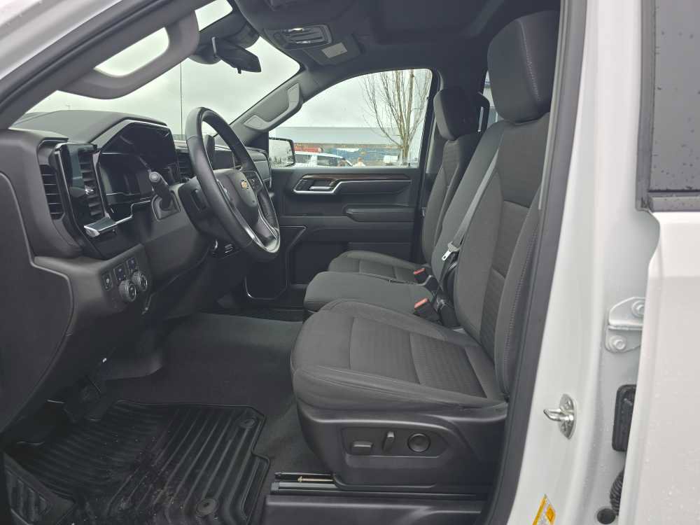 Used 2025 Chevrolet Silverado 1500 LT w/ Work Truck Package image 10