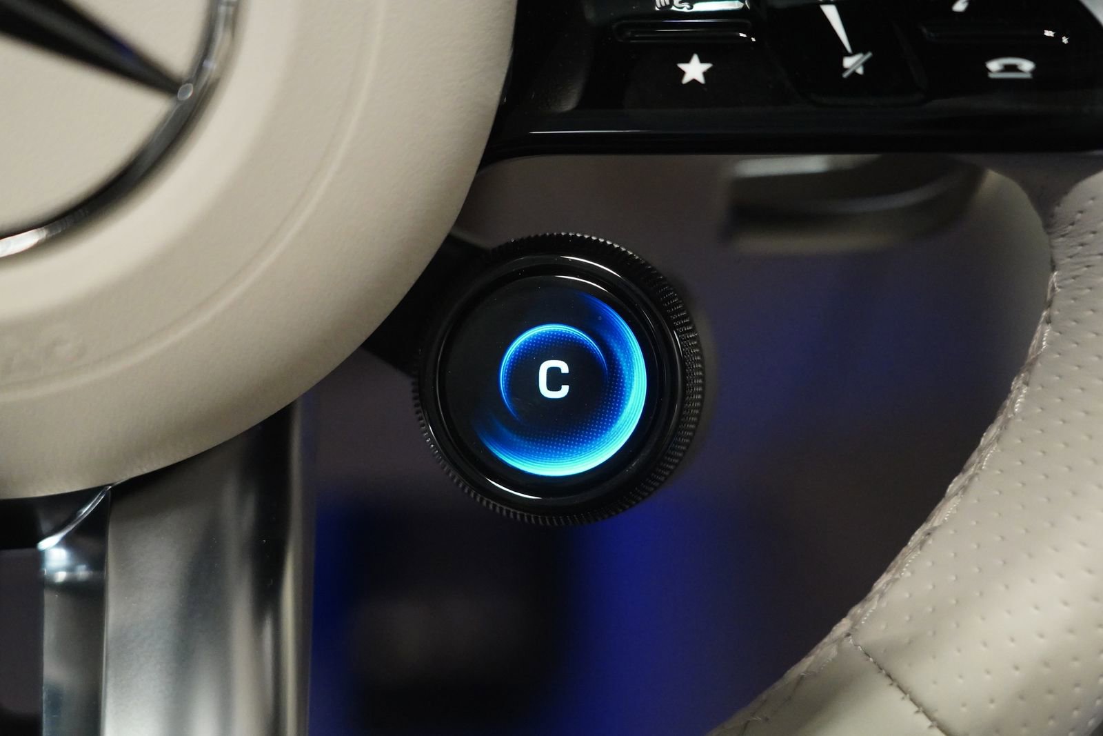 New 2026 Mercedes-Benz SL 55 AMG 4MATIC image 25