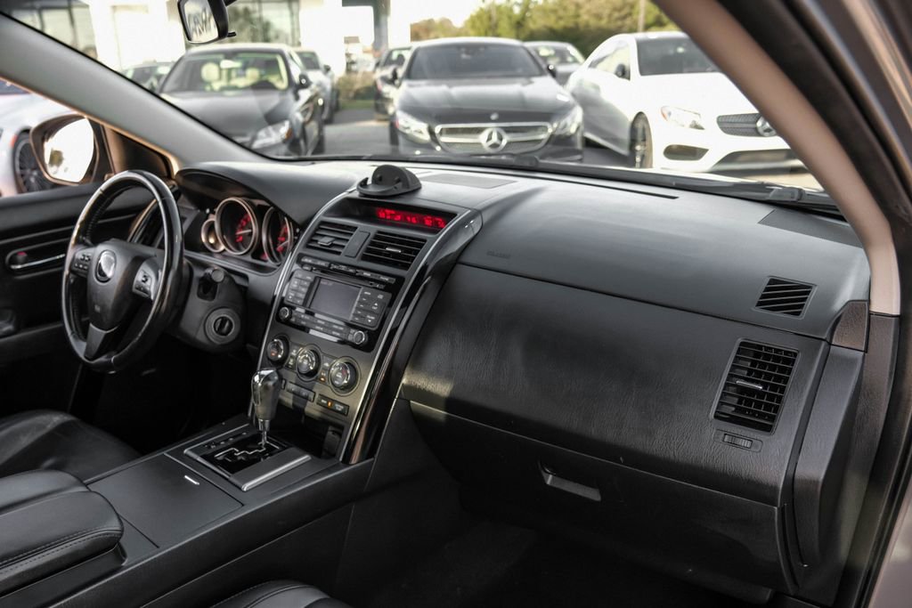 Used 2012 MAZDA CX-9 Touring w/ Moonroof & Bose Audio Pkg image 8