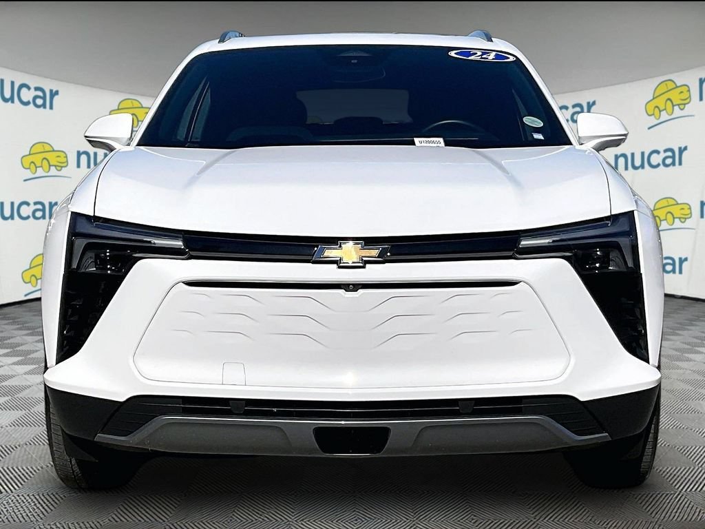 Used 2024 Chevrolet Blazer EV LT AWD/4WD image 2
