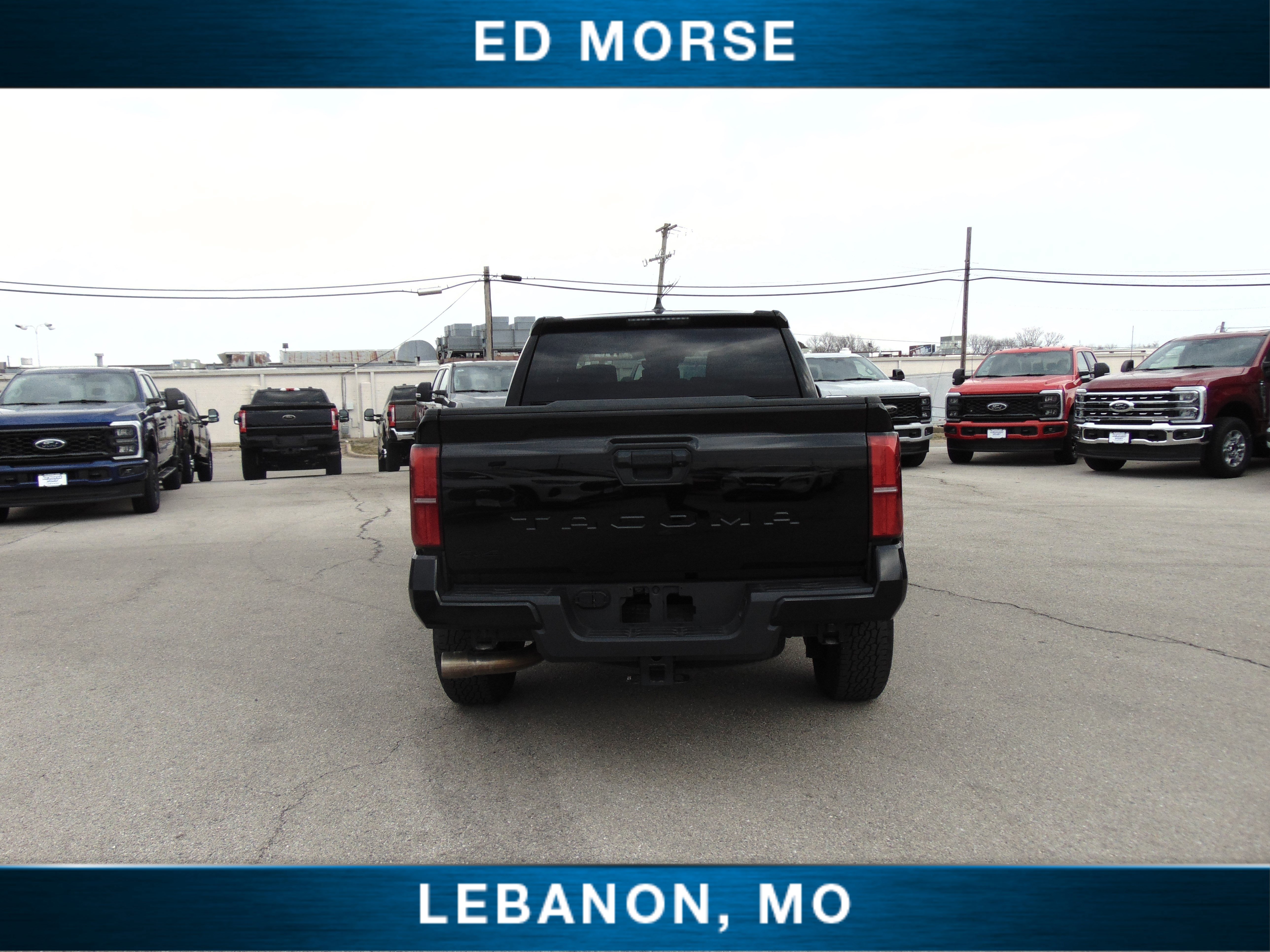 Used 2024 Toyota Tacoma TRD Off-Road image 7