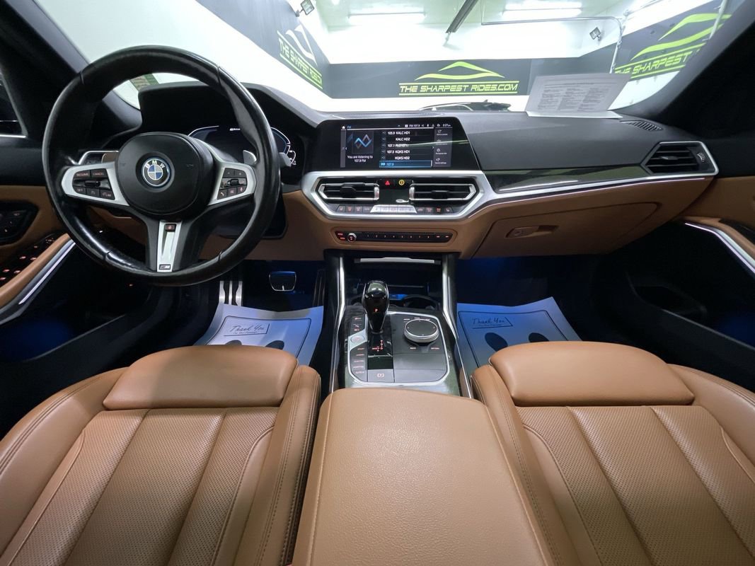 Used 2022 BMW 330e xDrive w/ M Sport Package image 18