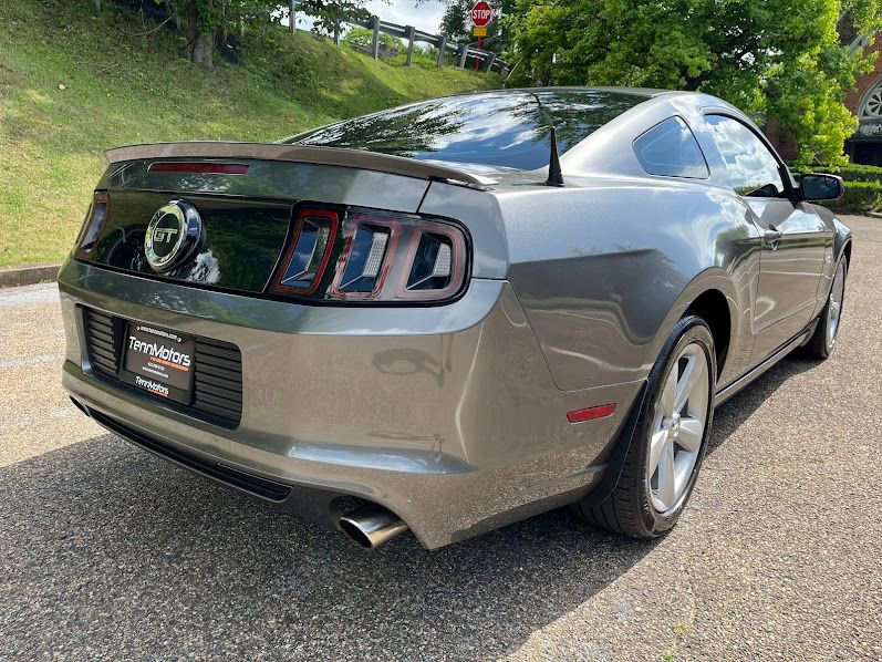 Used 2014 Ford Mustang GT RWD image 32