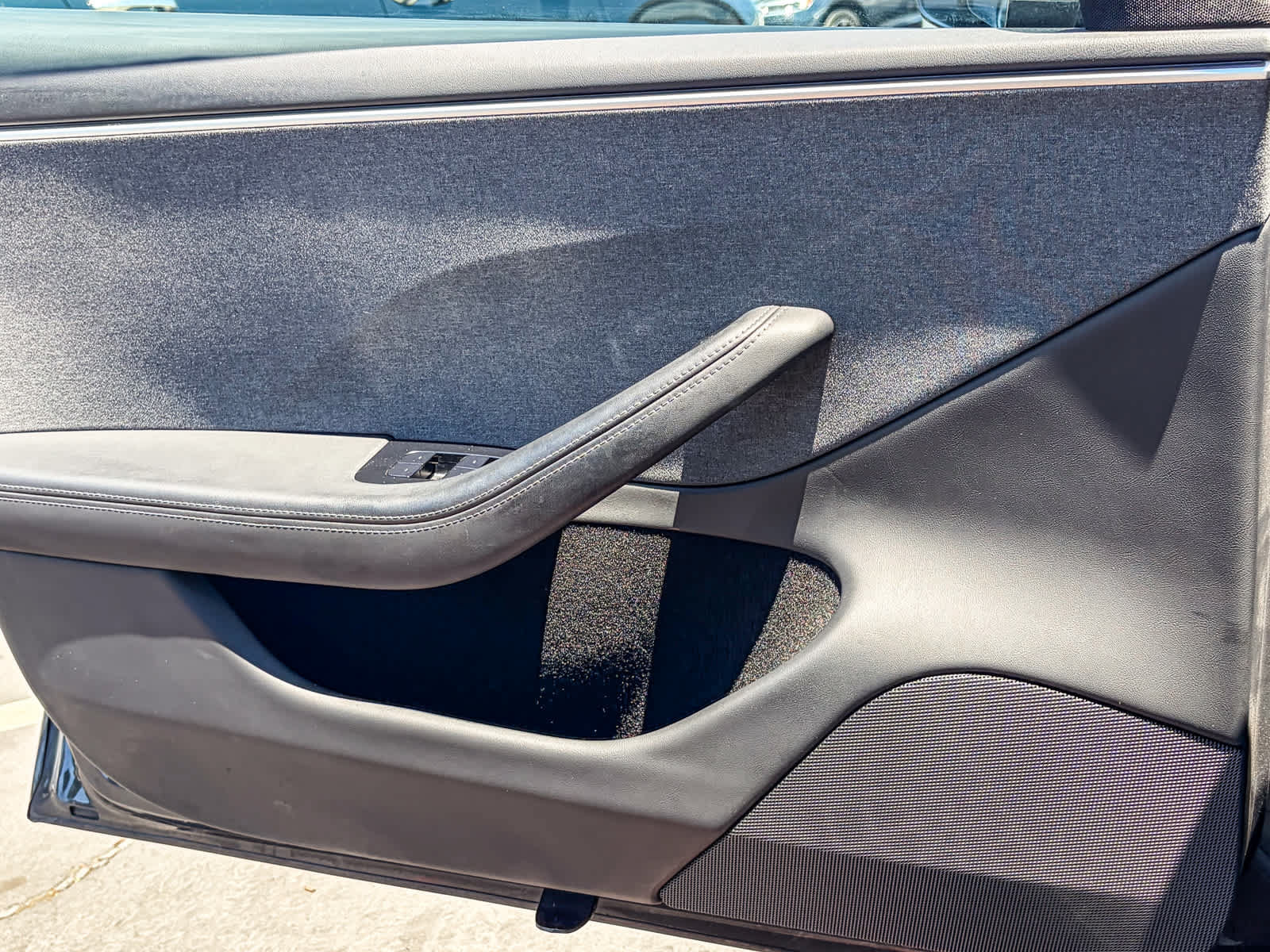 Used 2024 Tesla Model 3 Standard Range RWD image 19