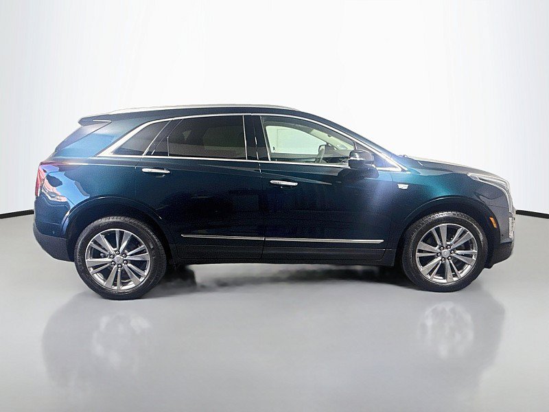 Used 2025 Cadillac XT5 Premium Luxury w/ Technology Package AWD/4WD image 8