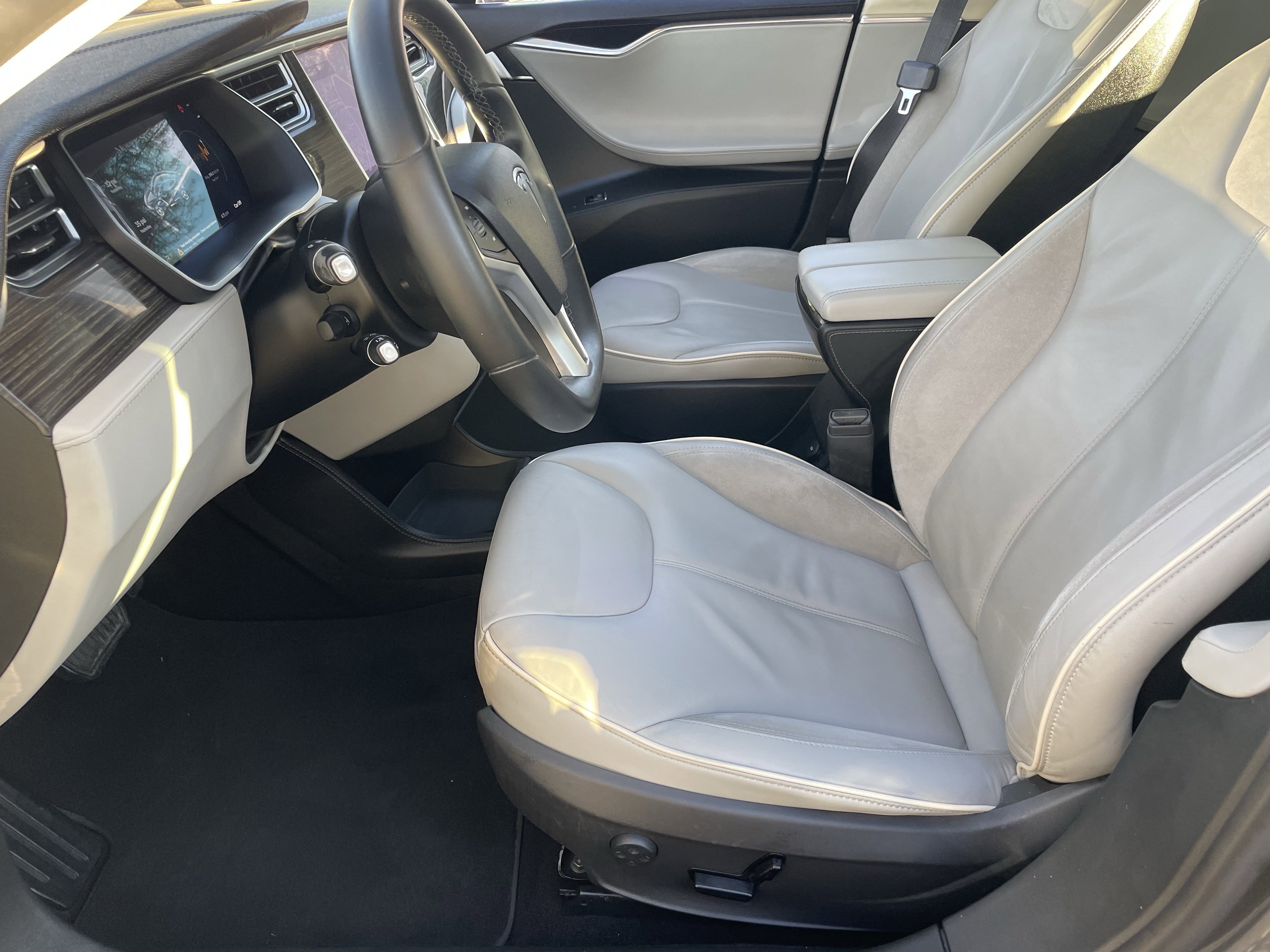 Used 2014 Tesla Model S image 18