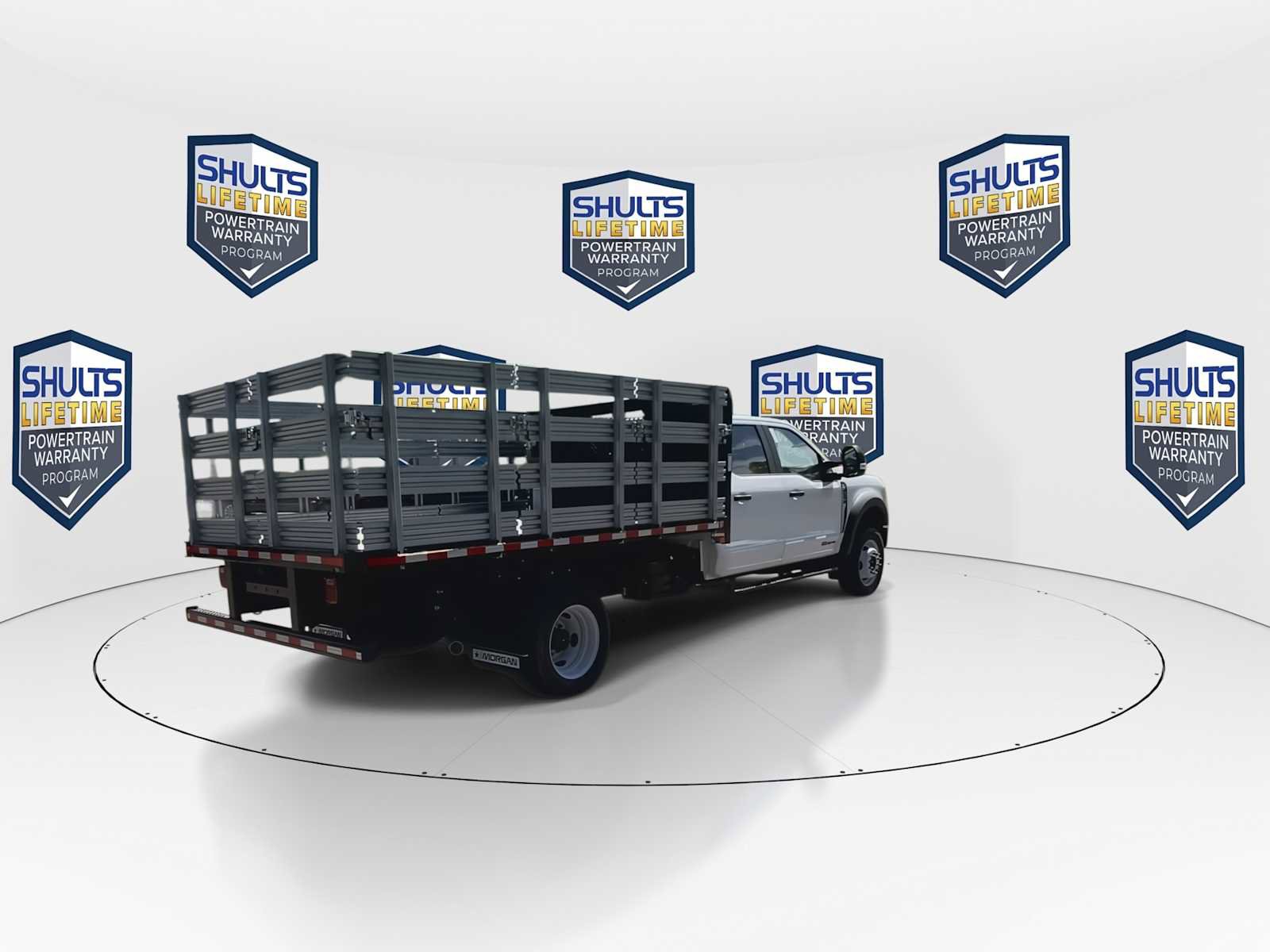 New 2023 Ford F550 4x4 Crew Cab Super Duty image 2