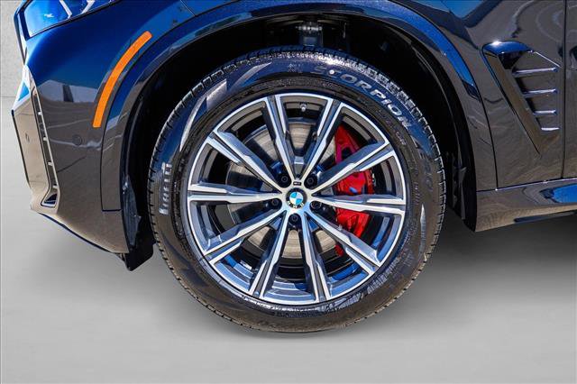 New 2026 BMW X5 xDrive40i w/ M Sport Package AWD/4WD image 9