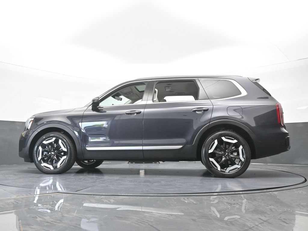 Used 2025 Kia Telluride S FWD image 59