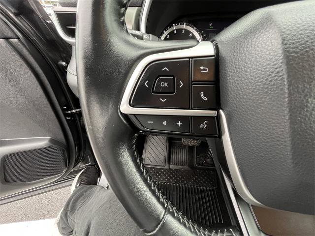 Used 2022 Toyota Highlander XLE image 17