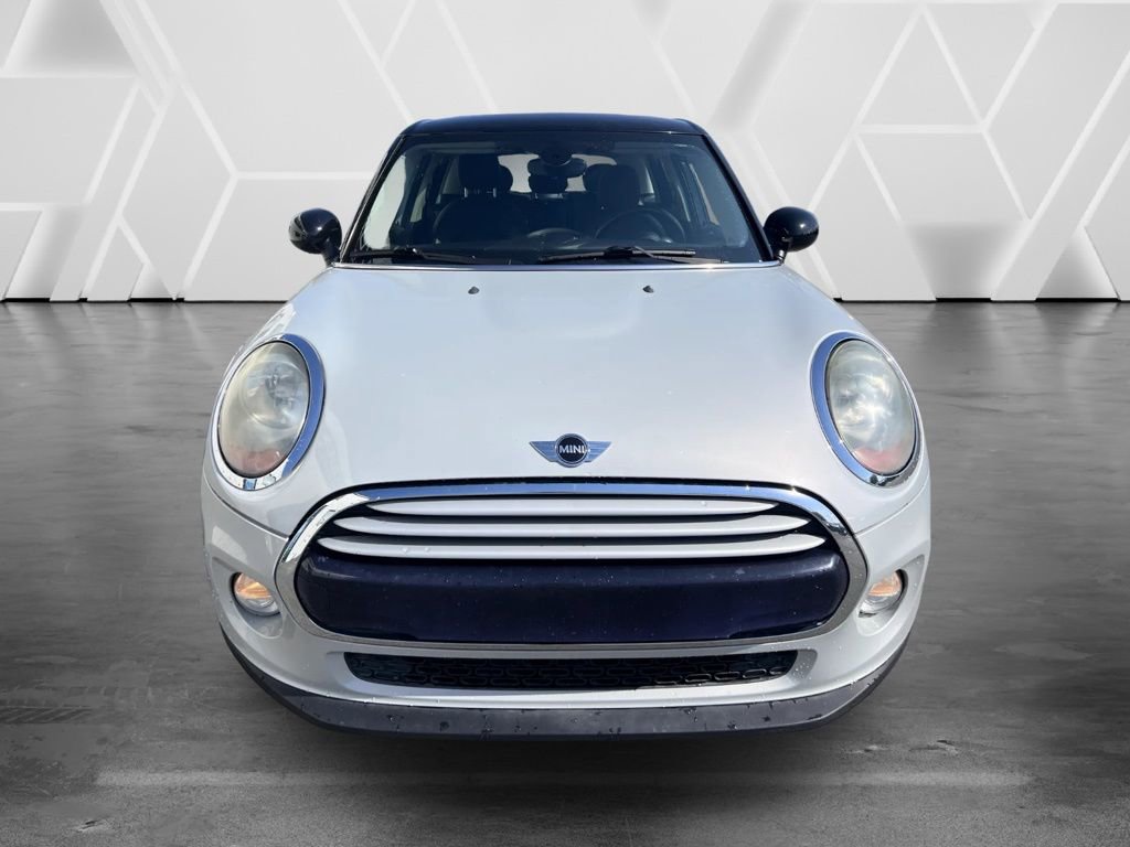 Used 2015 MINI Cooper 4-Door Hardtop image 3