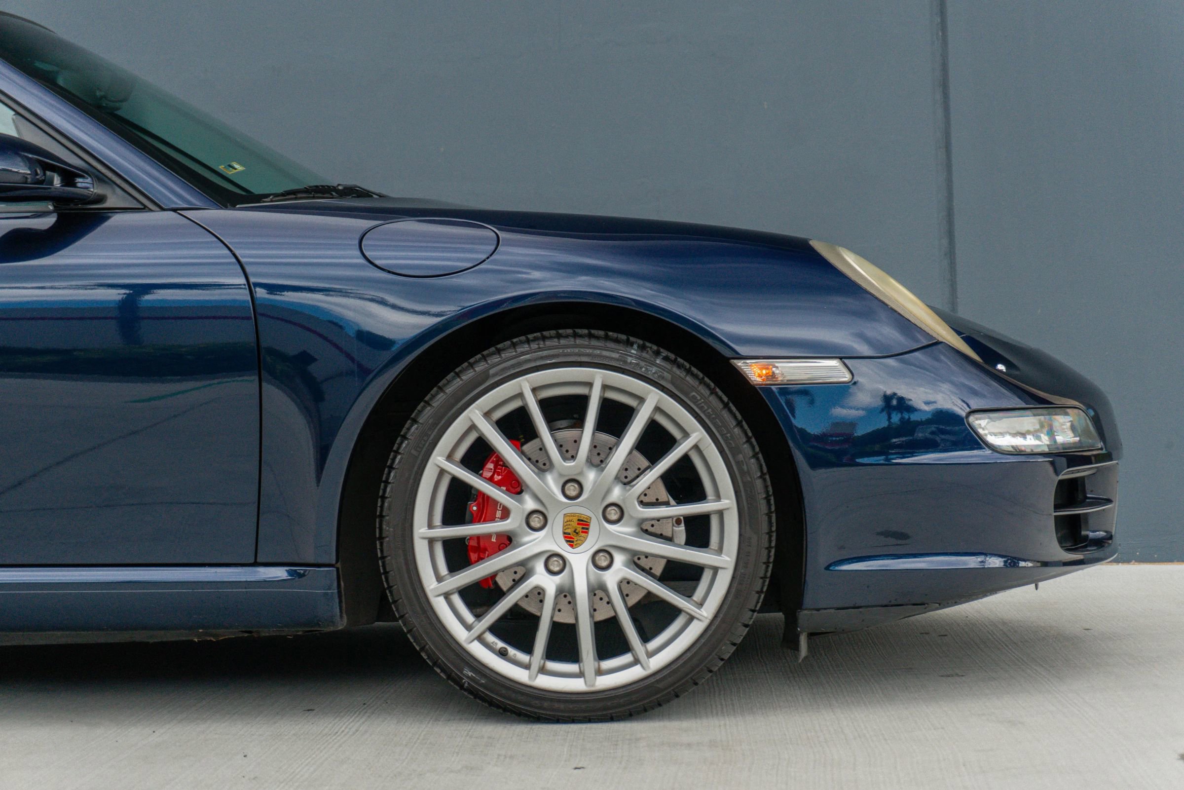 Used 2005 Porsche 911 Carrera RWD image 35