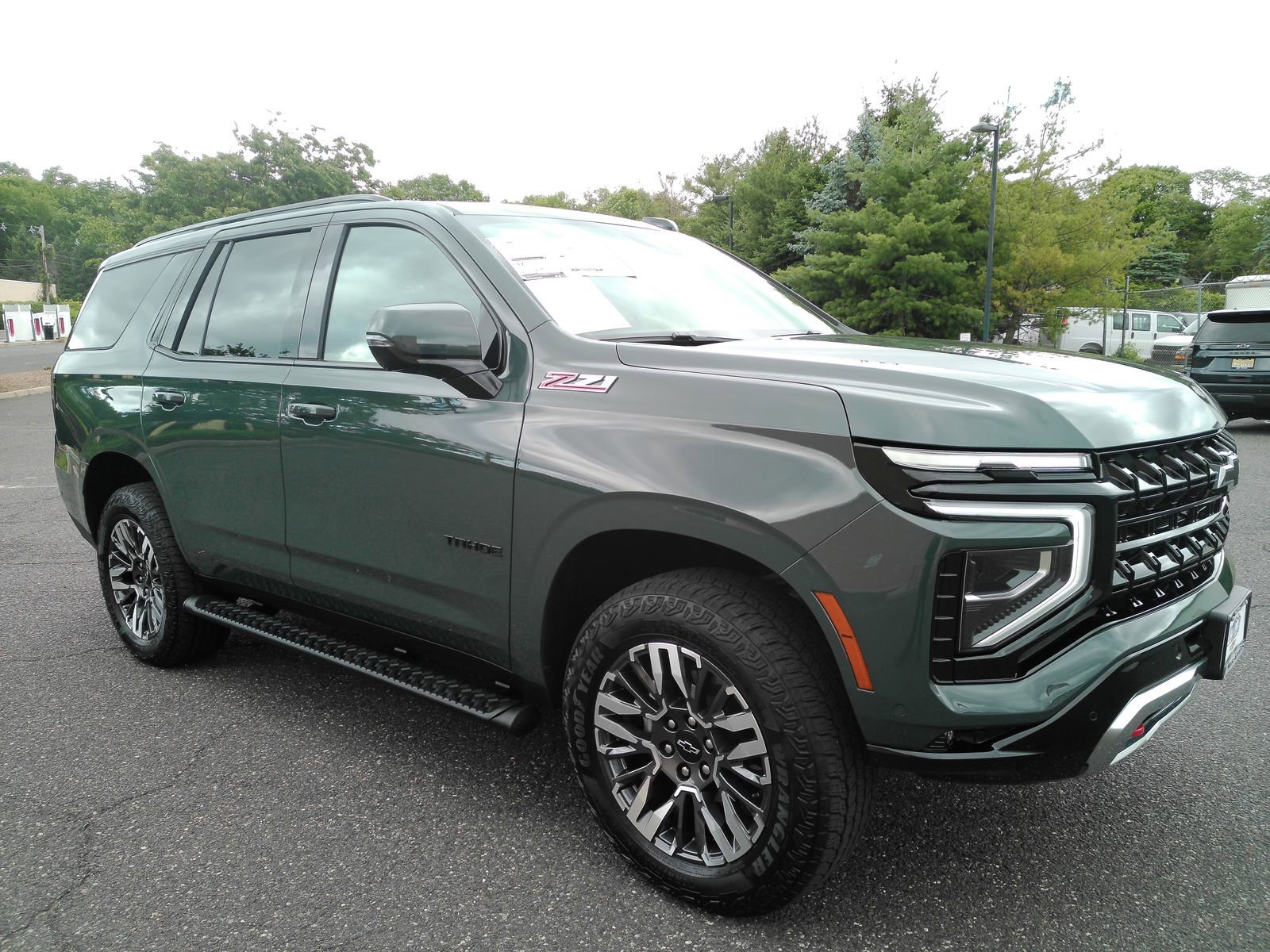 Certified 2026 Chevrolet Tahoe Z71 w/ Z71 Off-Road Package AWD/4WD image 2