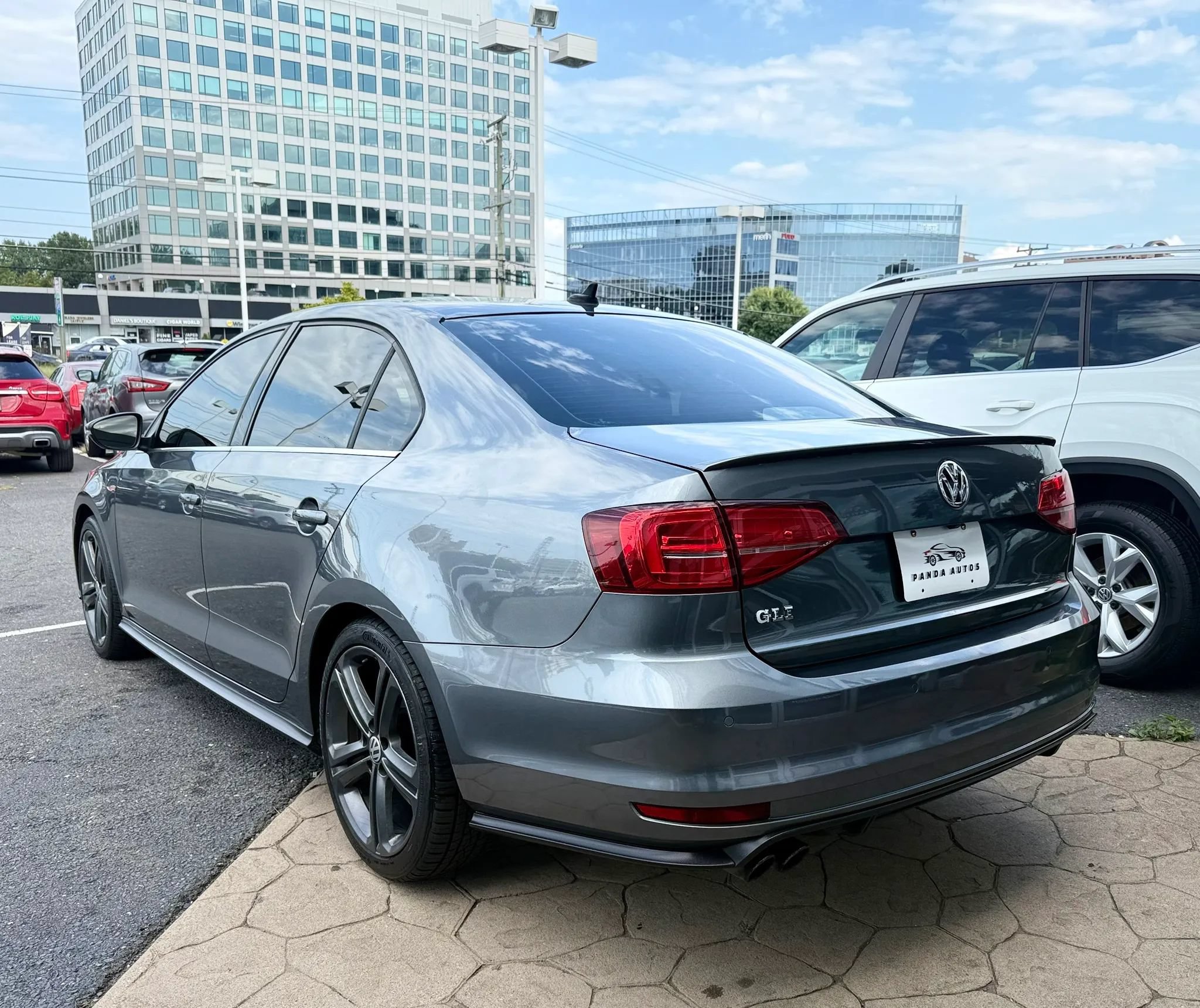 Used 2017 Volkswagen Jetta GLI FWD image 5